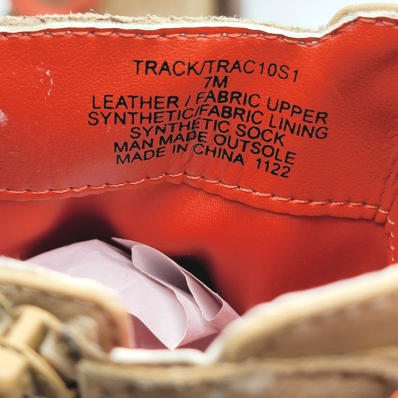 Steve Madden Tan Heeled Boots. SIZE 7M. S981. - Picture 2 of 10